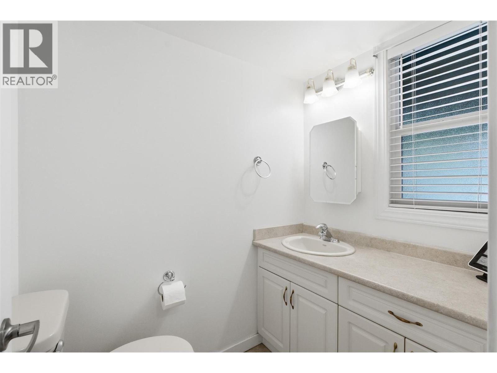 249 Kitchener Crescent Unit# 5, Kamloops, British Columbia  V2B 1B9 - Photo 7 - 10401141