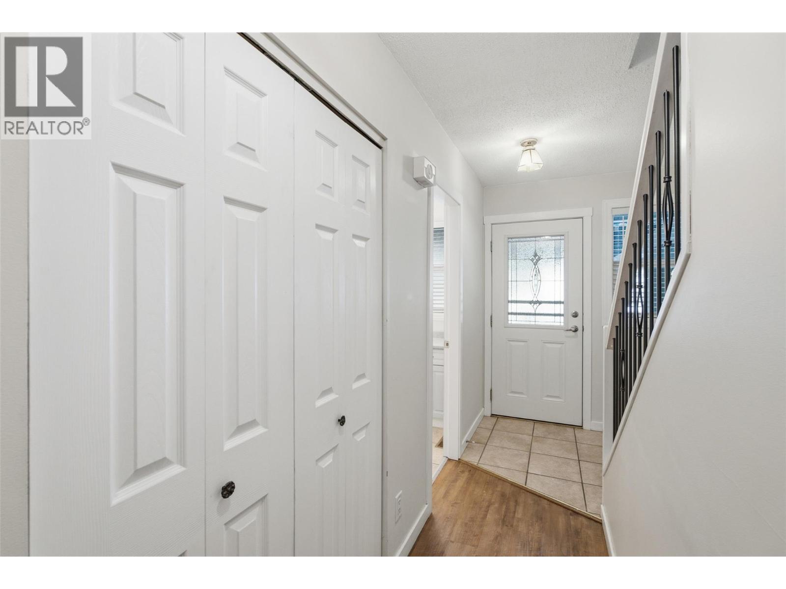 249 Kitchener Crescent Unit# 5, Kamloops, British Columbia  V2B 1B9 - Photo 8 - 10401141