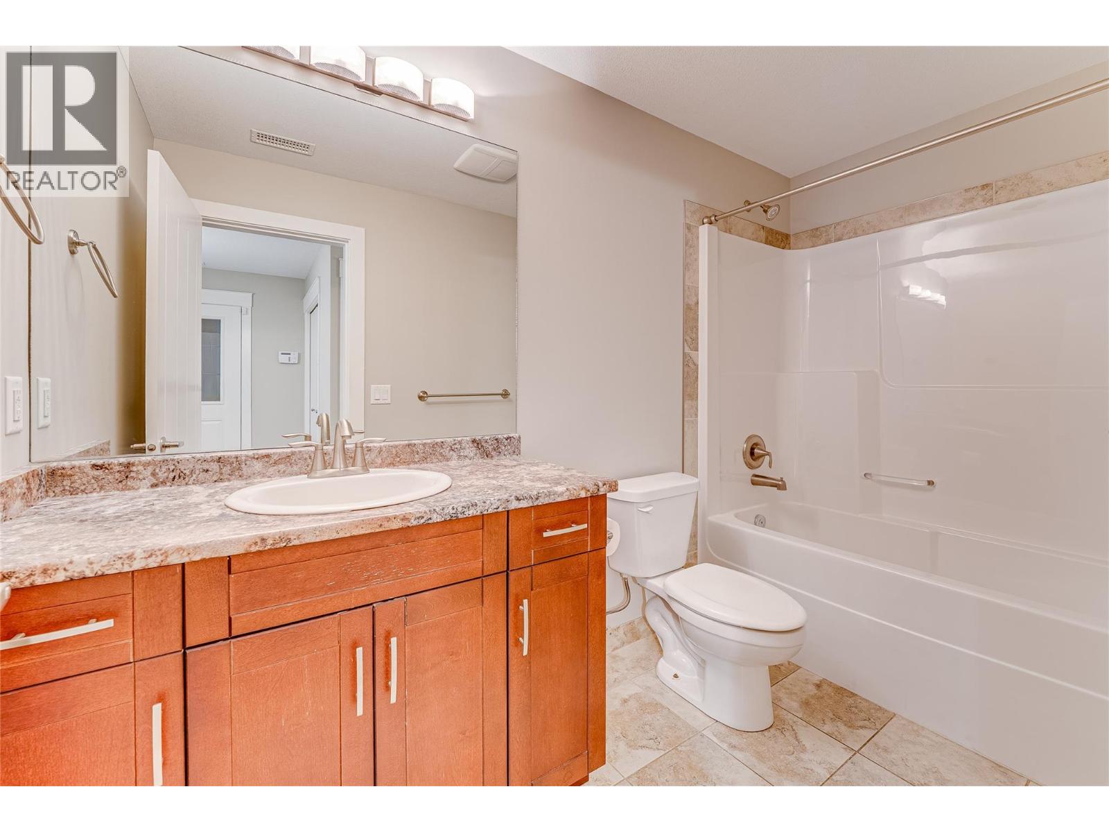 3804 32 Avenue Unit# 3, Vernon, British Columbia  V1T 2N3 - Photo 22 - 10400957