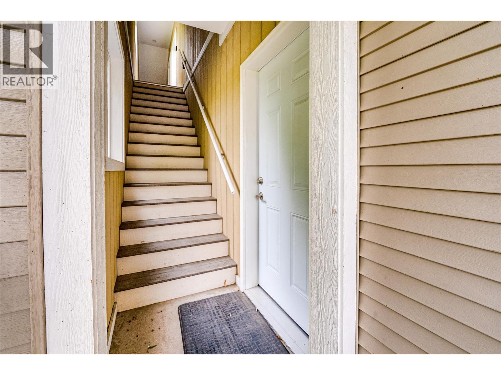3804 32 Avenue Unit# 3, Vernon, British Columbia  V1T 2N3 - Photo 39 - 10400957