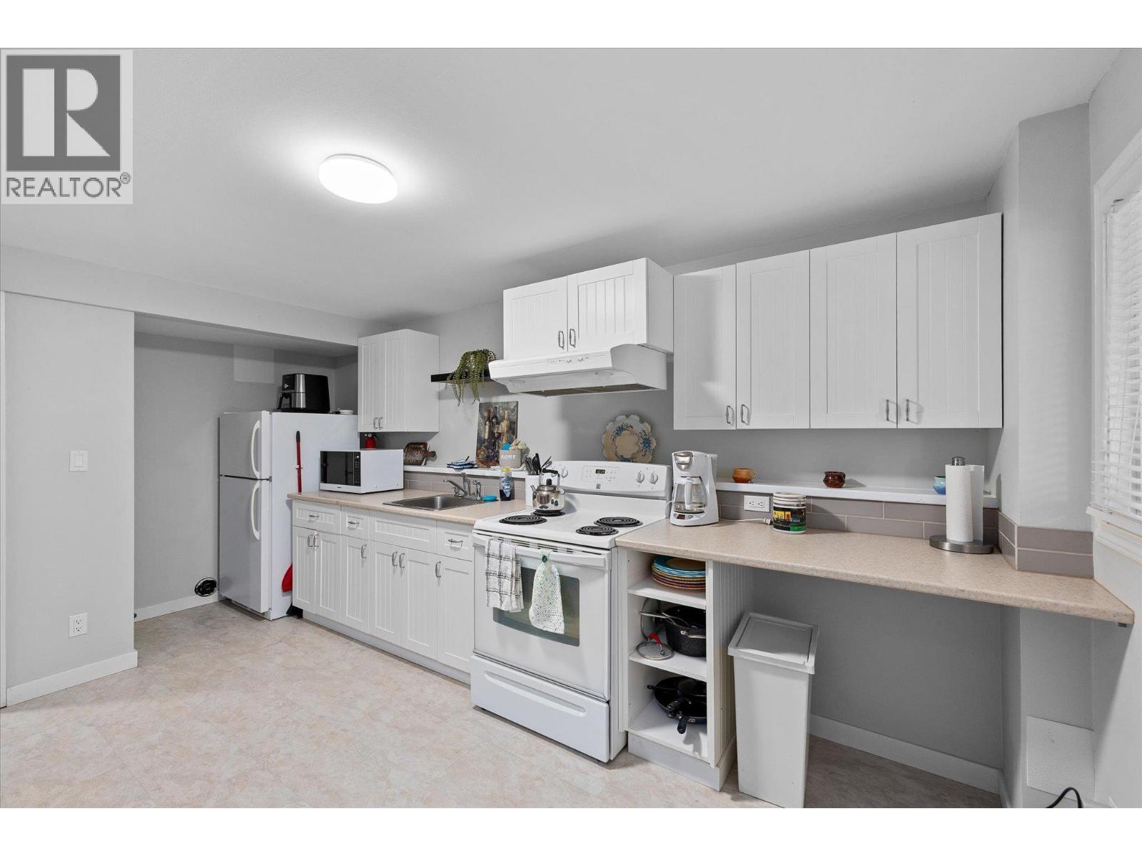 2684 Alhambra Drive, West Kelowna, British Columbia  V1Z 3A8 - Photo 28 - 10400867