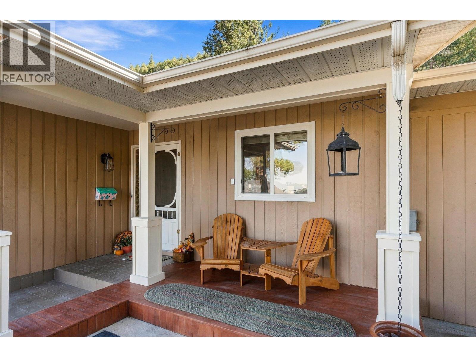 2684 Alhambra Drive, West Kelowna, British Columbia  V1Z 3A8 - Photo 3 - 10400867