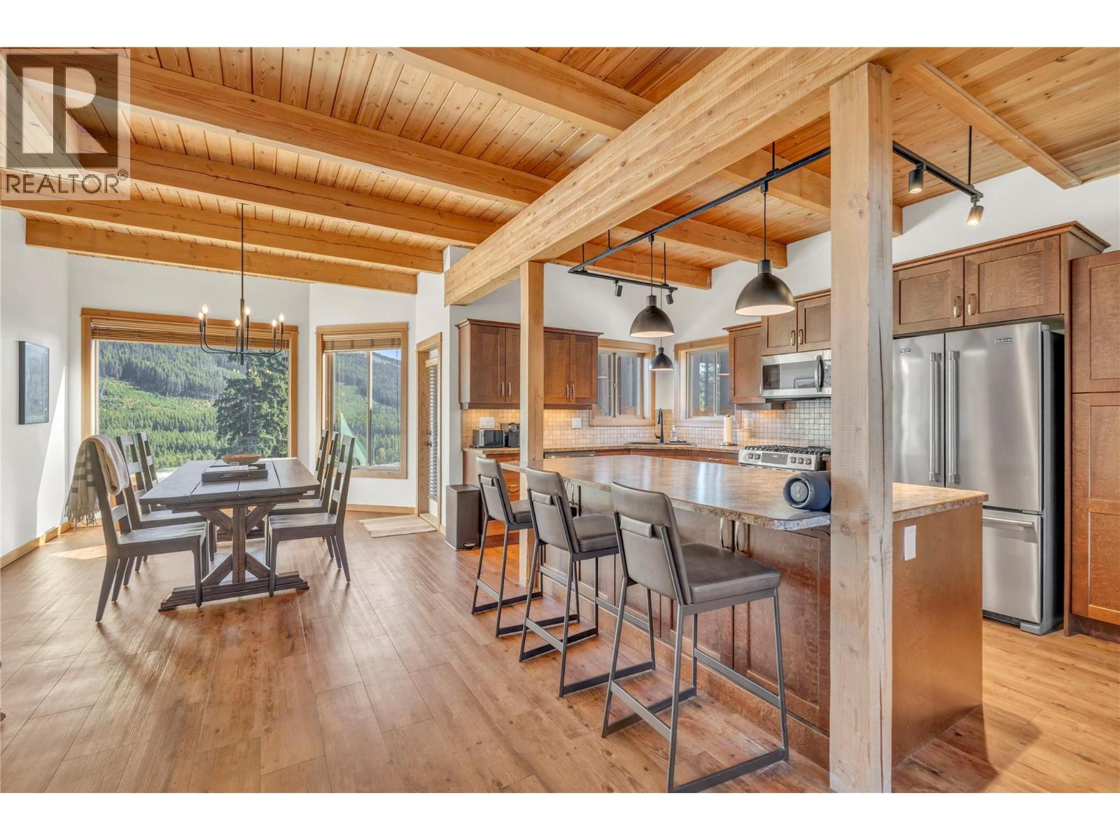 306 Creekview Road Unit# 14, Apex Mountain, British Columbia  V0H 1K0 - Photo 12 - 10400561