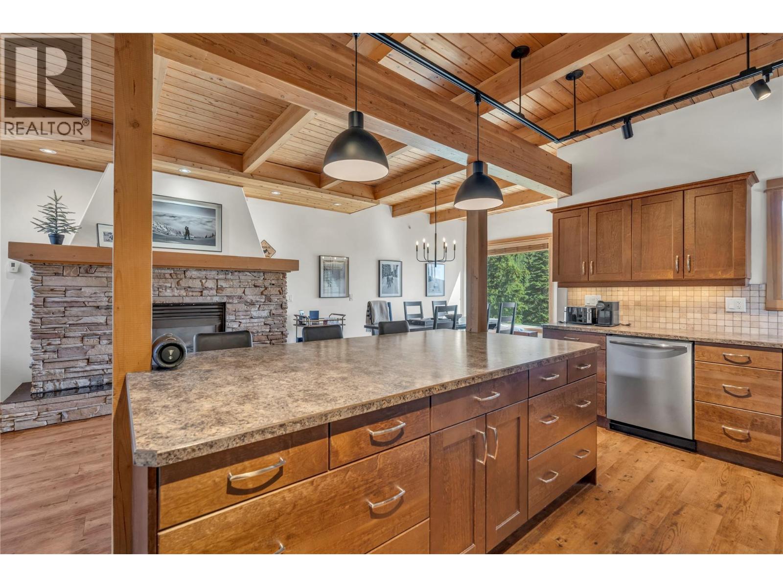 306 Creekview Road Unit# 14, Apex Mountain, British Columbia  V0H 1K0 - Photo 16 - 10400561