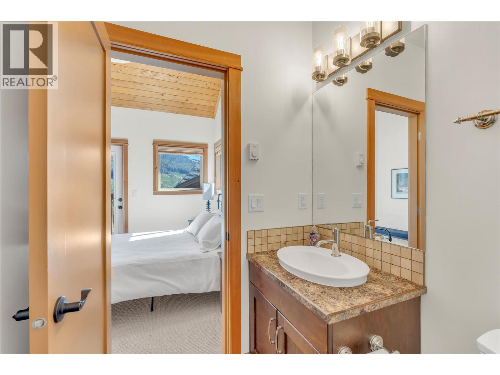 306 Creekview Road Unit# 14, Apex Mountain, British Columbia  V0H 1K0 - Photo 31 - 10400561