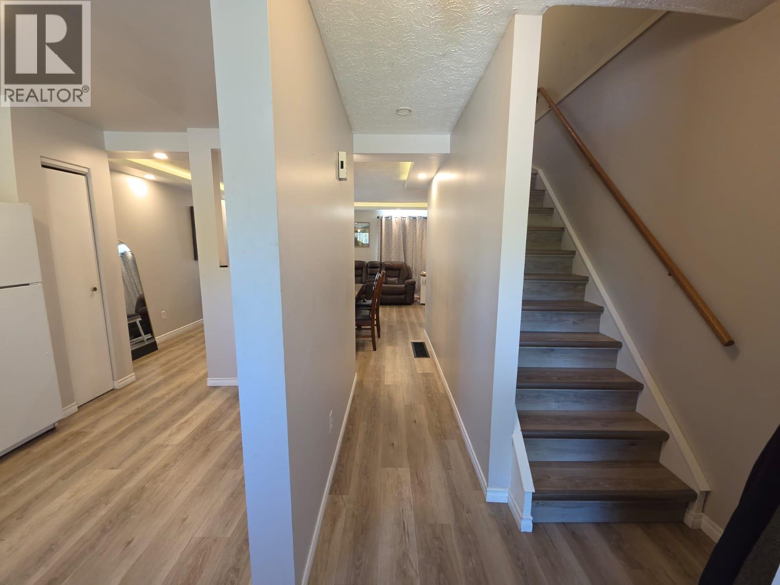 240 Spieker Avenue, Tumbler Ridge, British Columbia  V0C 2W0 - Photo 11 - 10400886