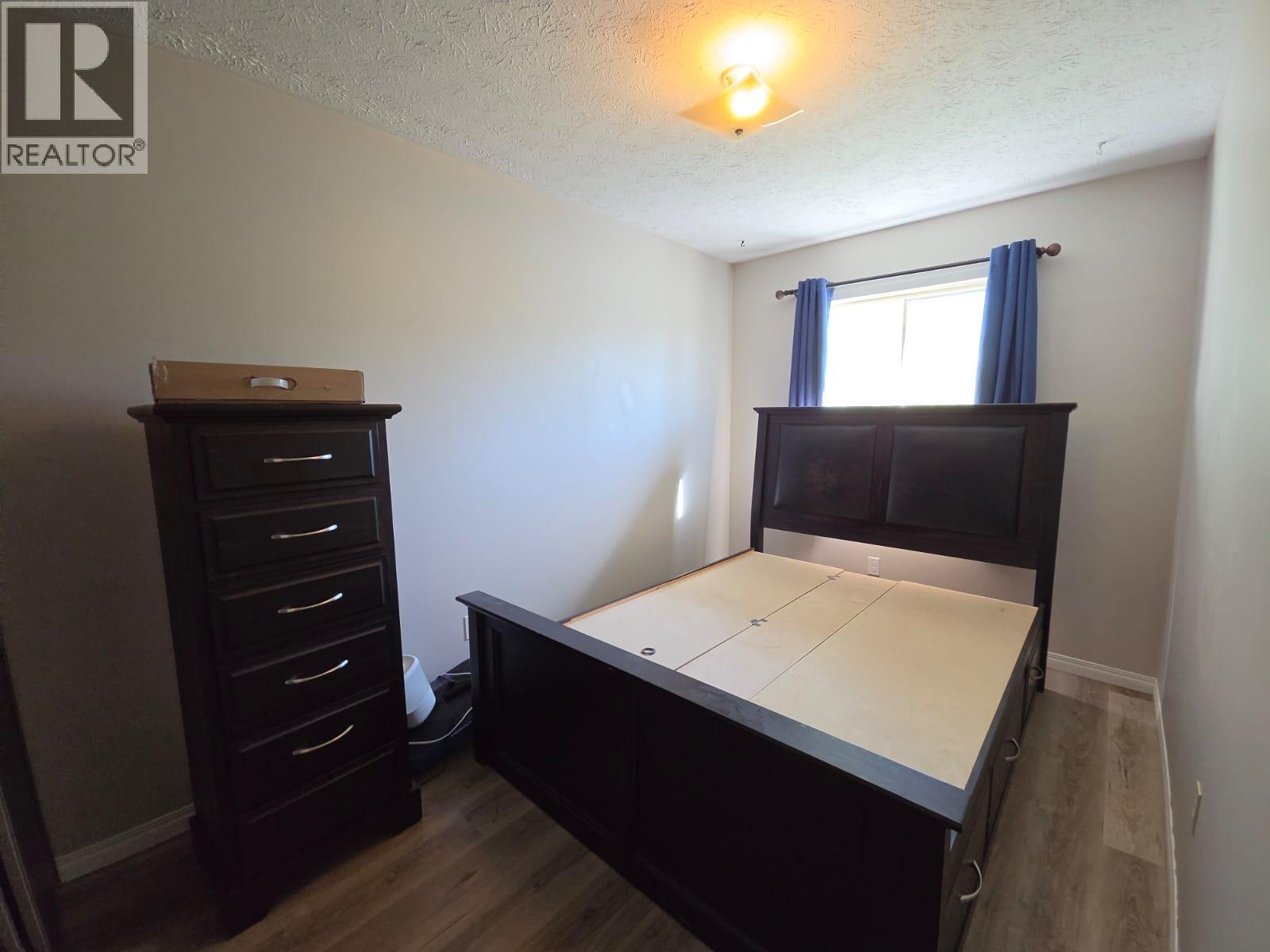 240 Spieker Avenue, Tumbler Ridge, British Columbia  V0C 2W0 - Photo 18 - 10400886