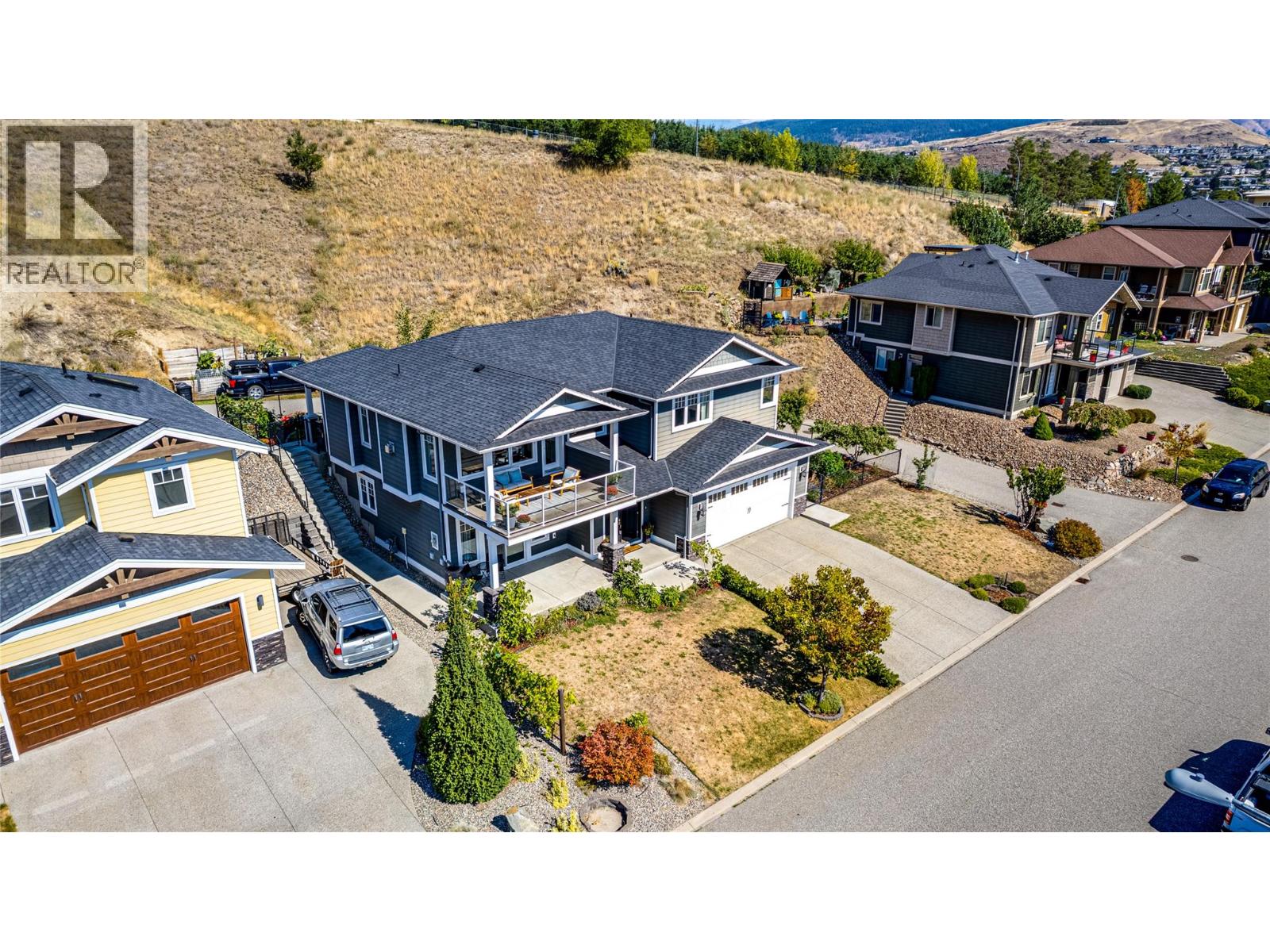 7221 Edgewater Place, Coldstream, British Columbia  V1B 4C5 - Photo 4 - 10399824