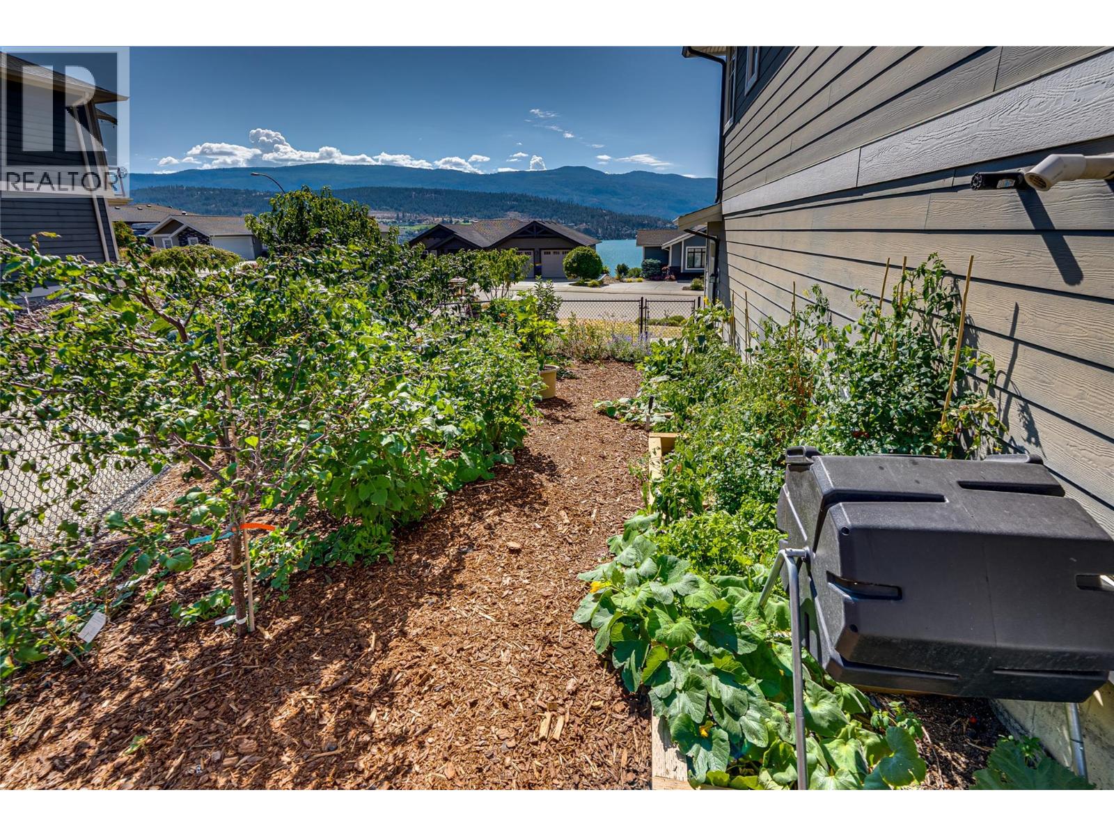 7221 Edgewater Place, Coldstream, British Columbia  V1B 4C5 - Photo 46 - 10399824