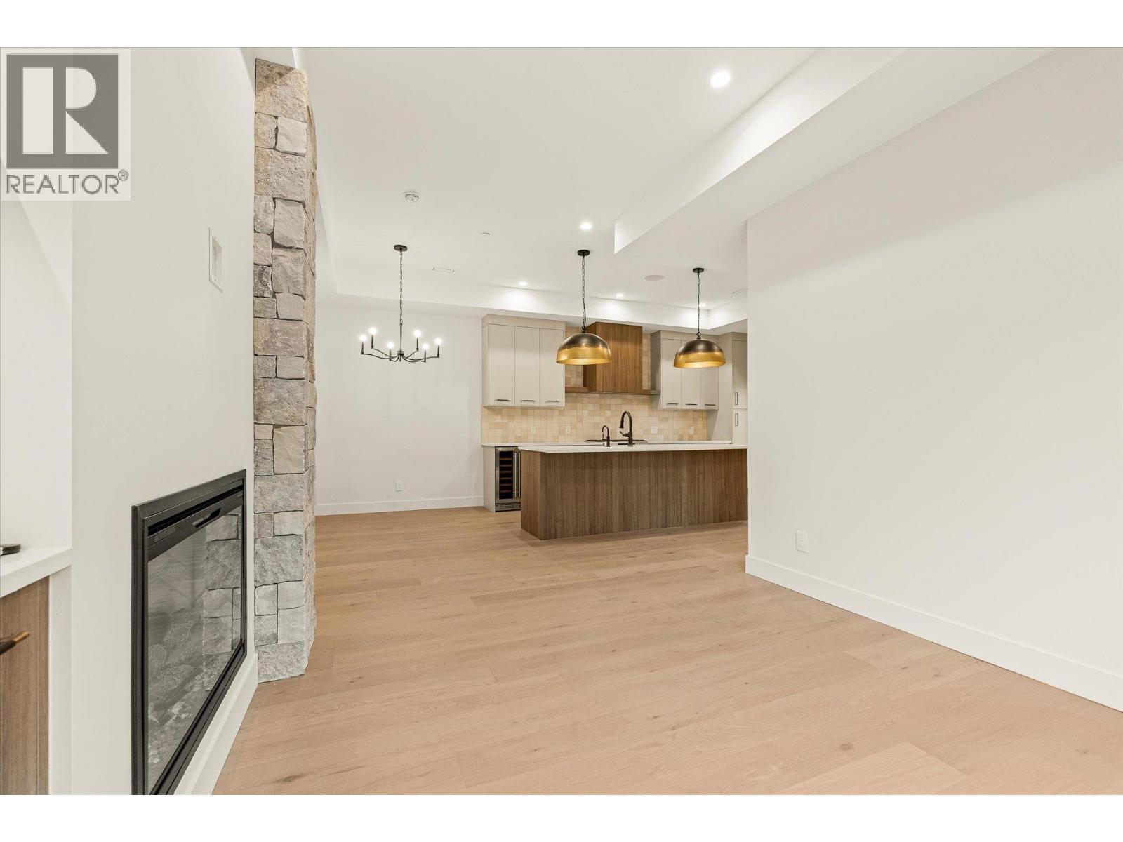 2435 Taylor Crescent Unit# 4, Kelowna, British Columbia  V1Y 1L9 - Photo 18 - 10401225