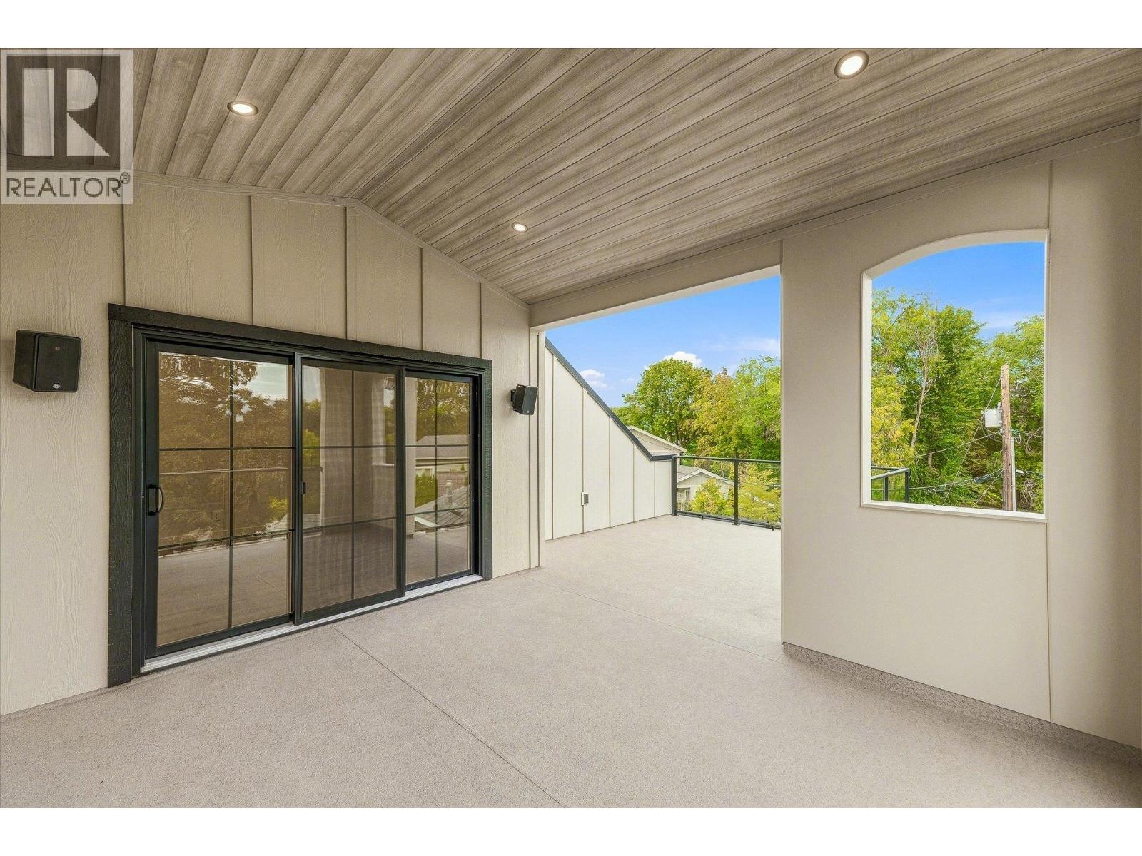 2435 Taylor Crescent Unit# 4, Kelowna, British Columbia  V1Y 1L9 - Photo 41 - 10401225
