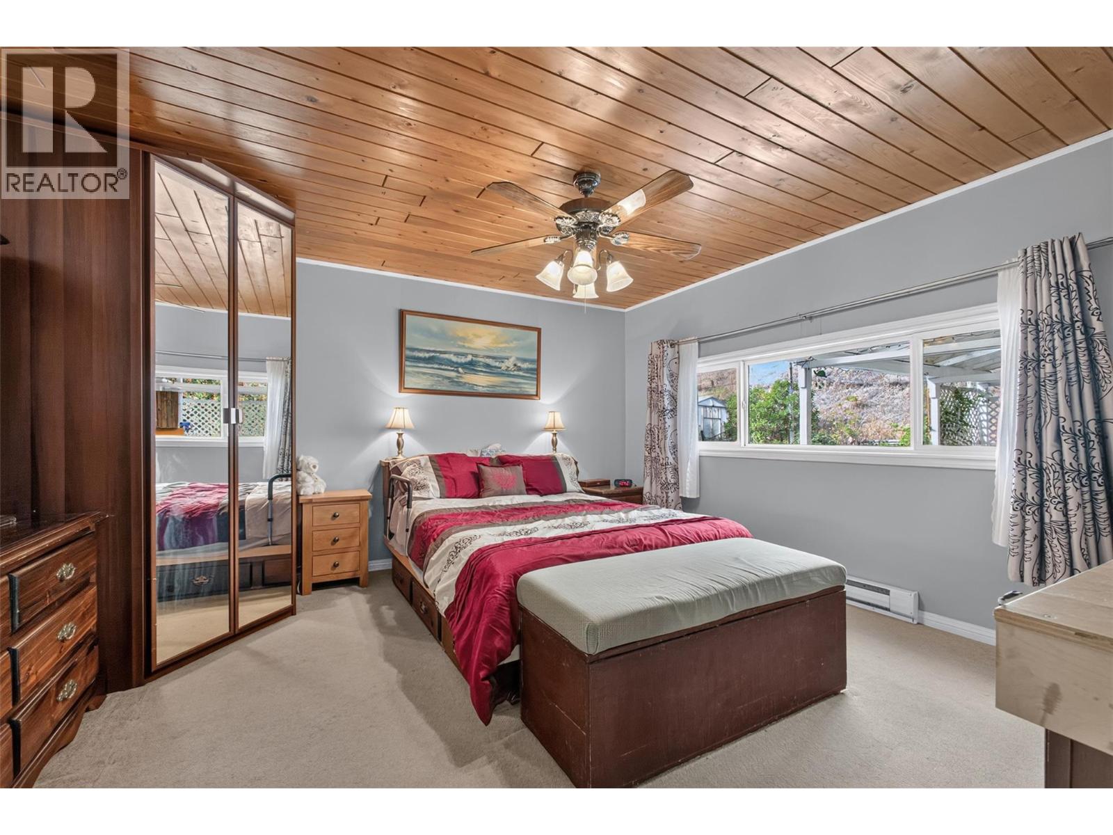 8008 Victoria Road, Summerland, British Columbia  V0H 1Z2 - Photo 11 - 10400358