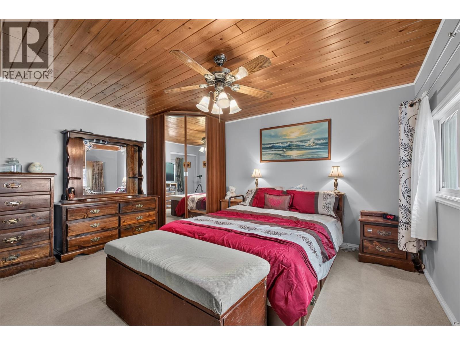 8008 Victoria Road, Summerland, British Columbia  V0H 1Z2 - Photo 12 - 10400358