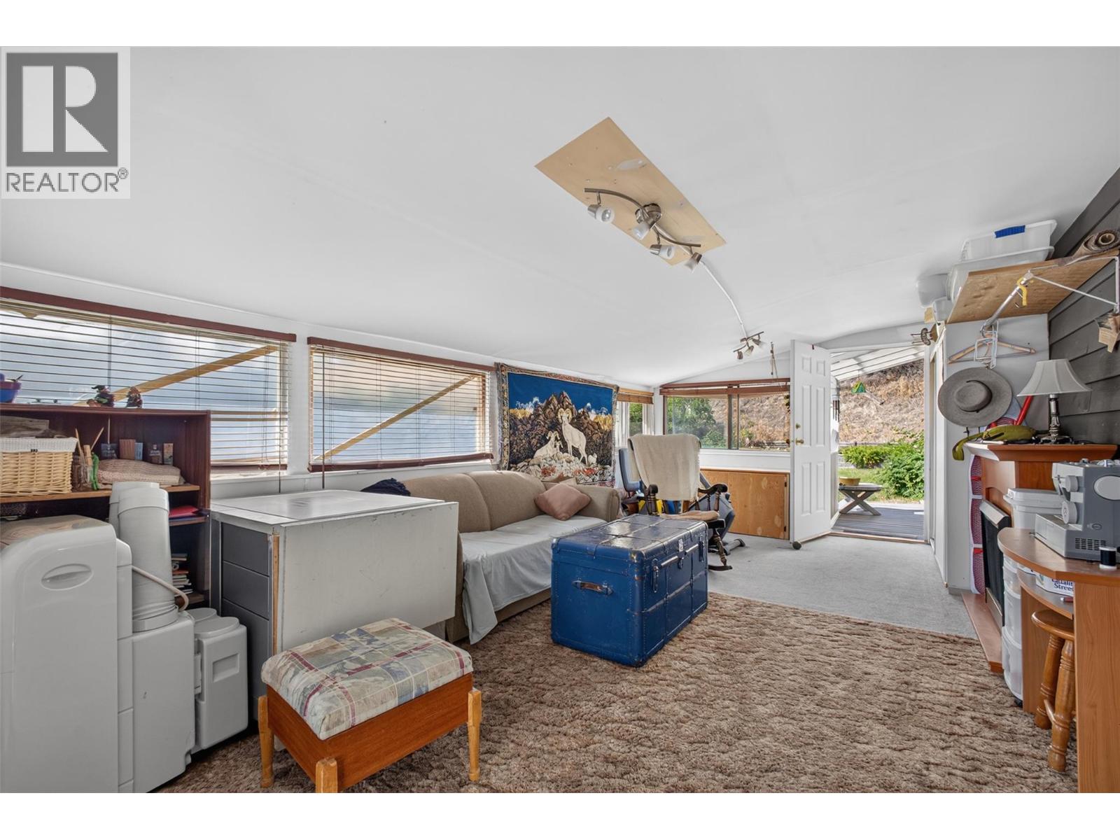 8008 Victoria Road, Summerland, British Columbia  V0H 1Z2 - Photo 16 - 10400358