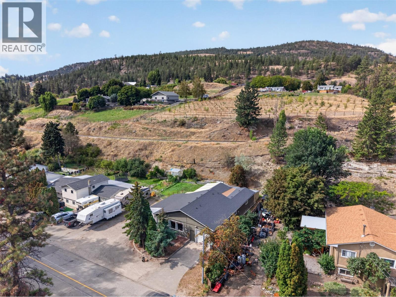 8008 Victoria Road, Summerland, British Columbia  V0H 1Z2 - Photo 32 - 10400358