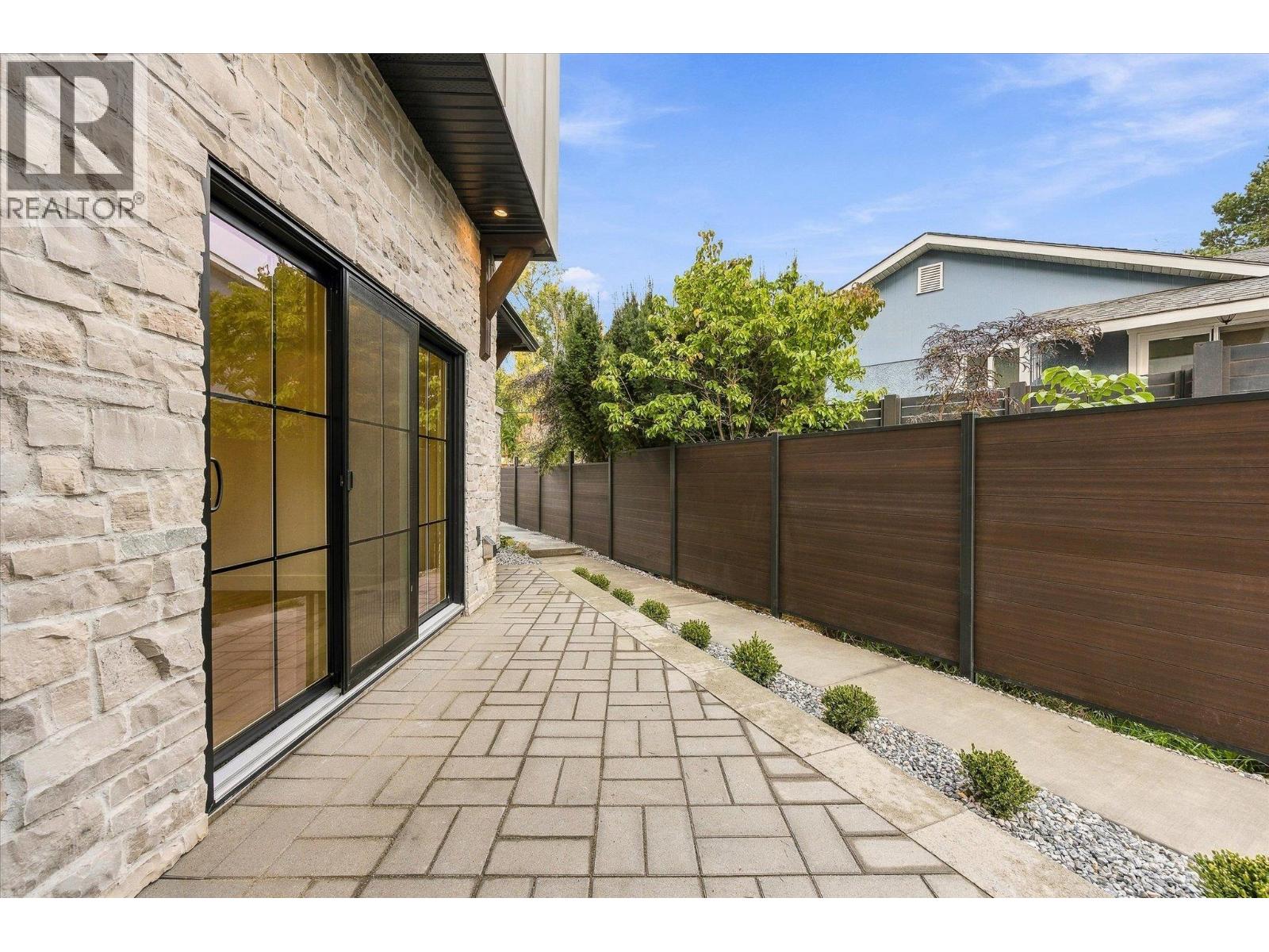 2435 Taylor Crescent Unit# 3, Kelowna, British Columbia  V1Y 1L9 - Photo 18 - 10401239