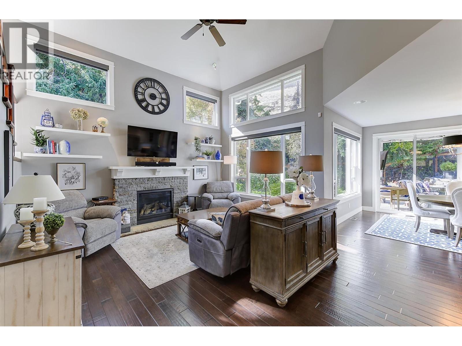 158 Lost Creek Court, Kelowna, British Columbia  V1V 3B7 - Photo 11 - 10401076