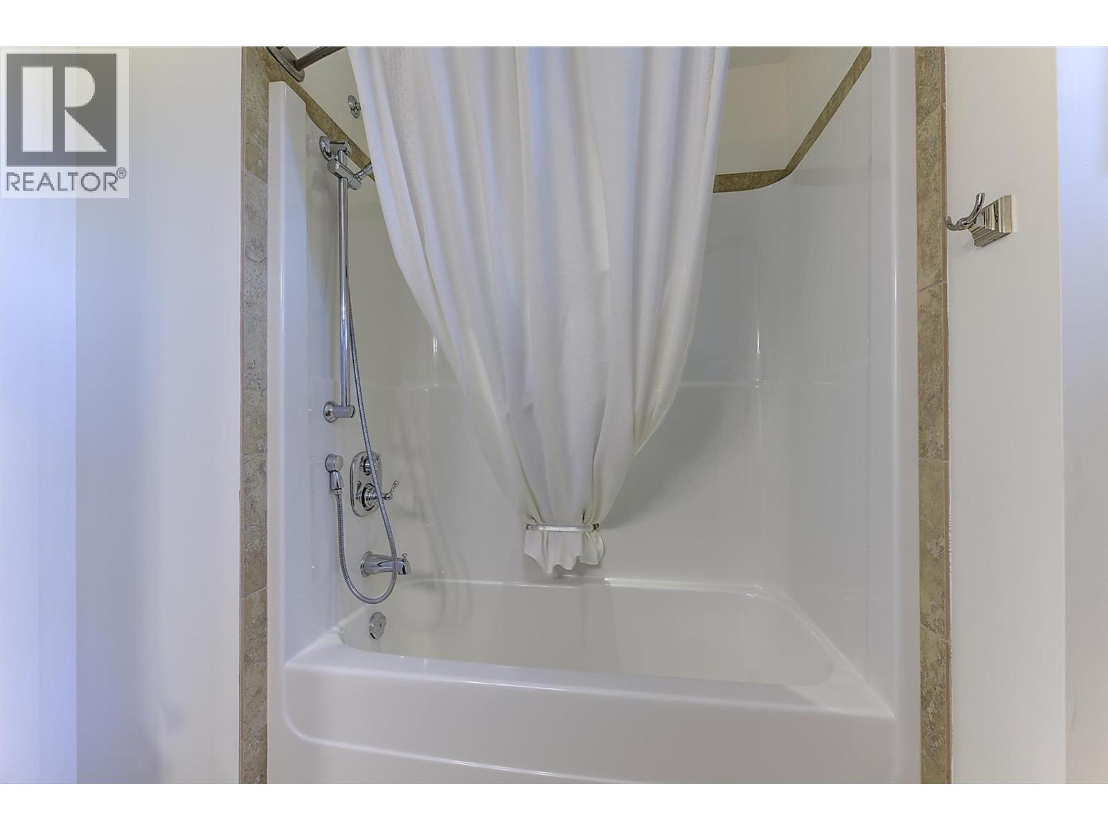 158 Lost Creek Court, Kelowna, British Columbia  V1V 3B7 - Photo 51 - 10401076