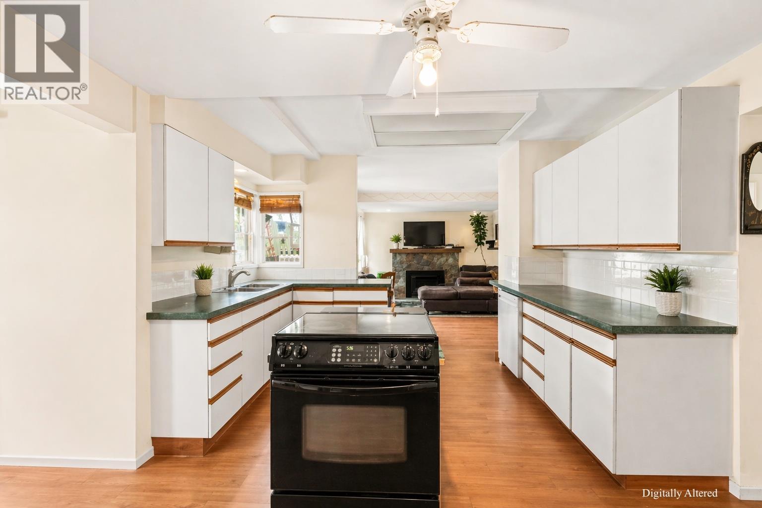 104 George Street, Enderby, British Columbia  V0E 1V0 - Photo 6 - 10401222
