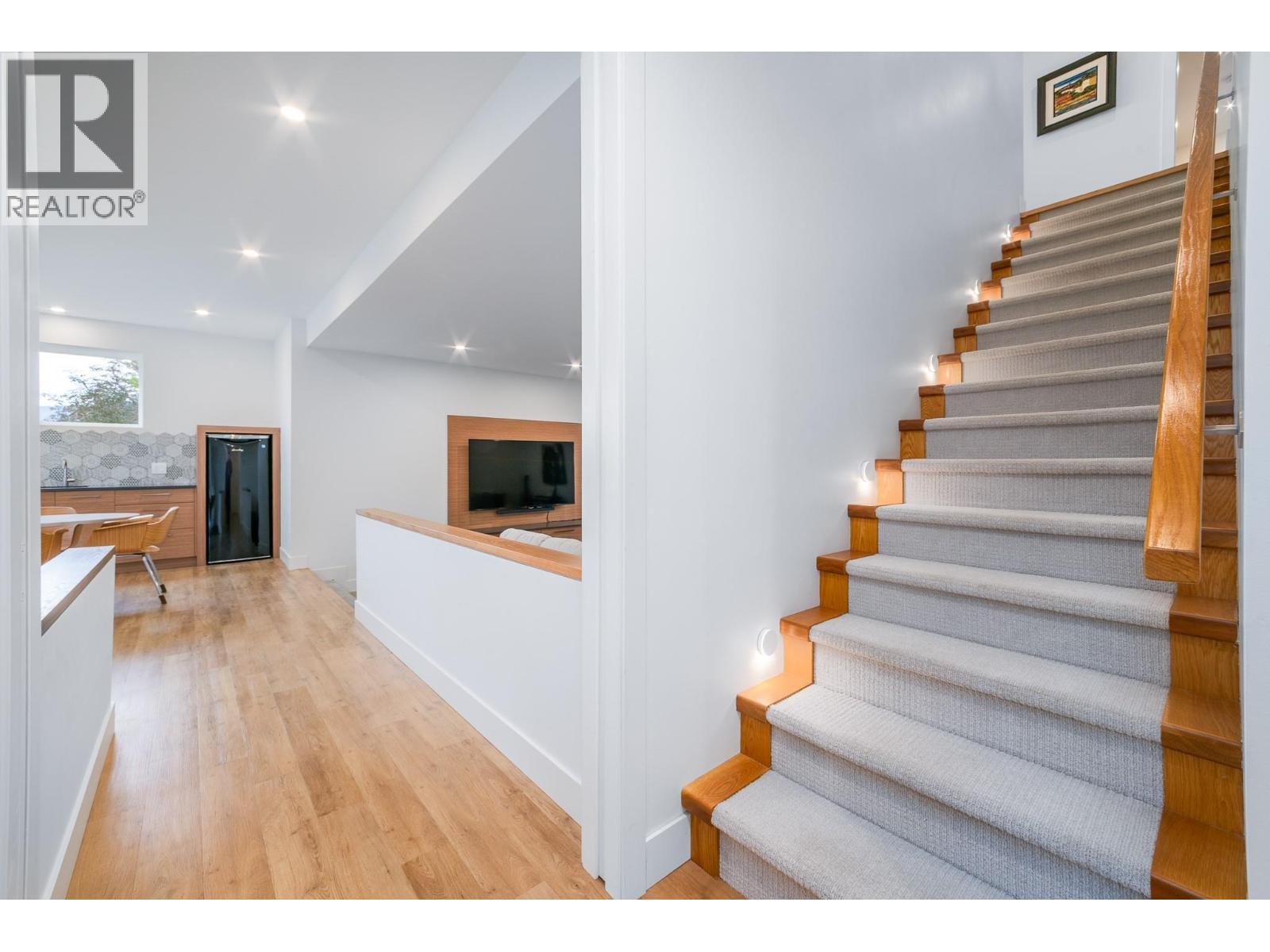 1543 Rocky Point Drive, Kelowna, British Columbia  V1V 3E2 - Photo 68 - 10401124