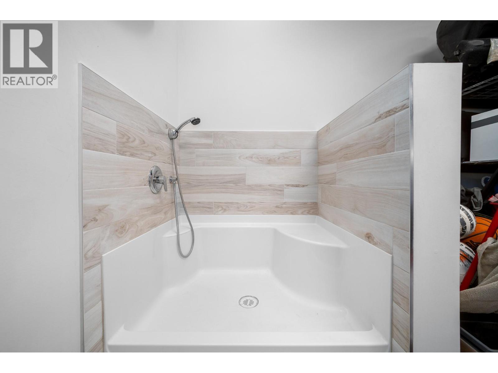 1543 Rocky Point Drive, Kelowna, British Columbia  V1V 3E2 - Photo 88 - 10401124