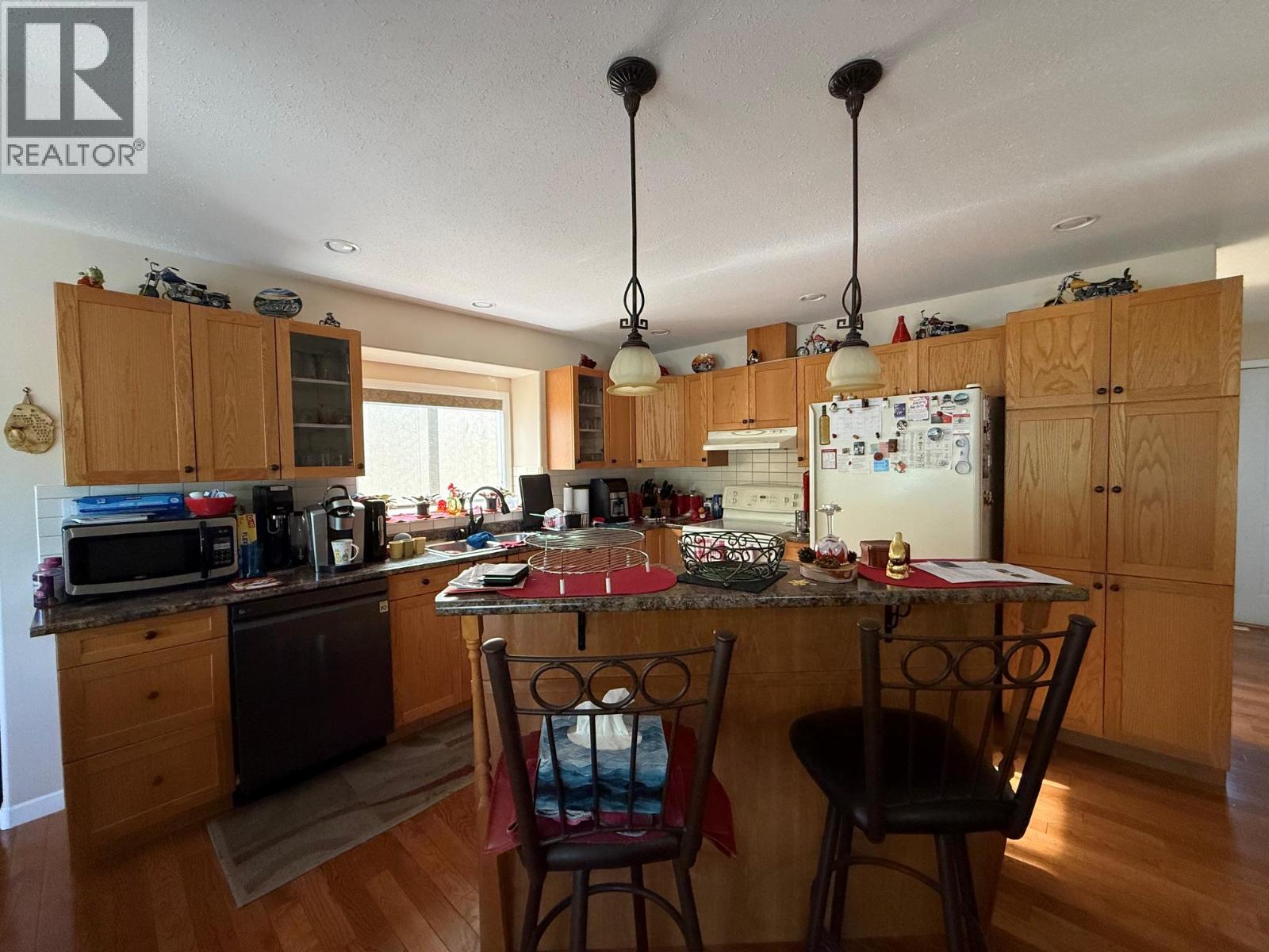340 Robson Place, Clearwater, British Columbia  V0E 1N1 - Photo 5 - 10401265