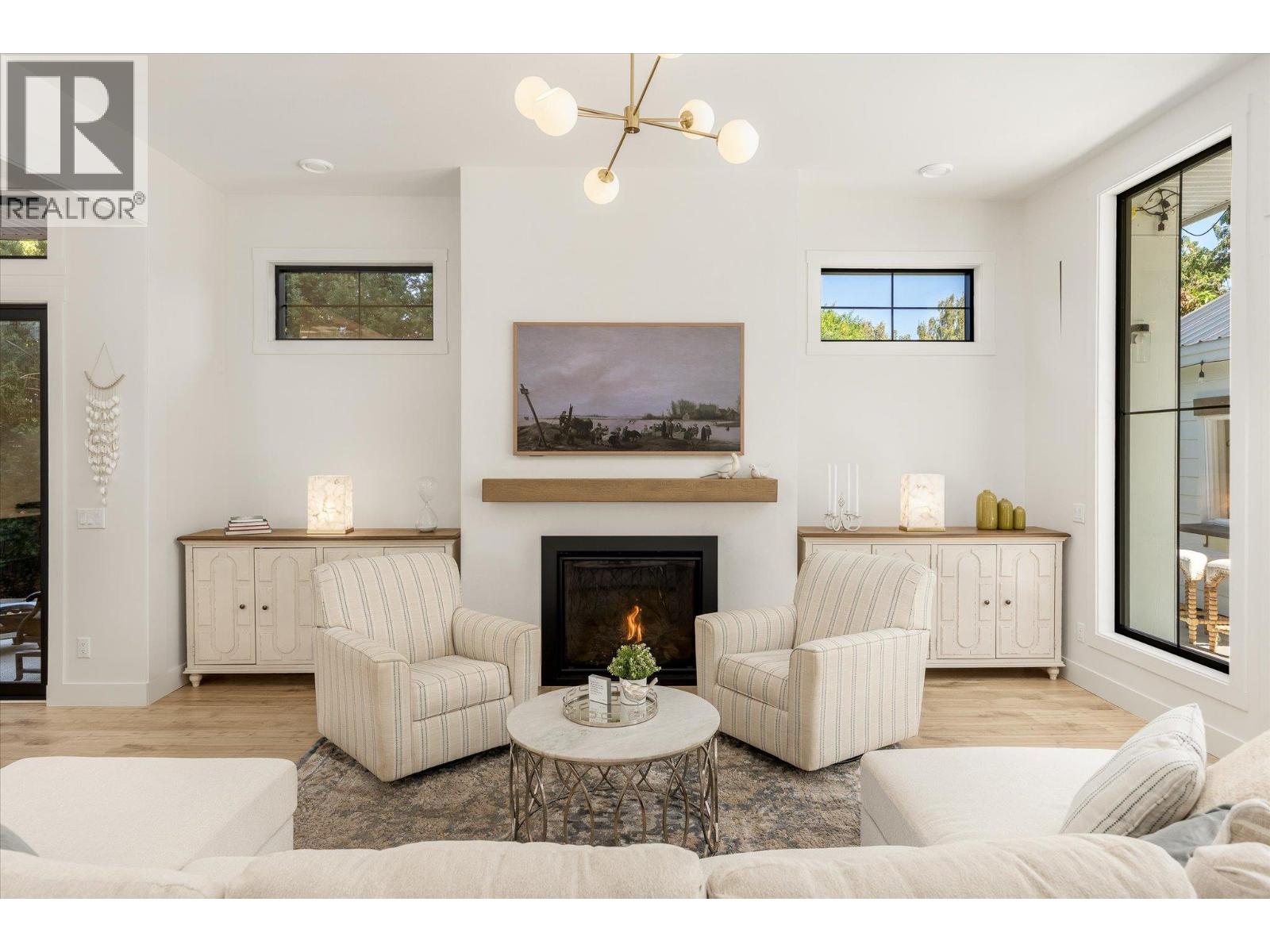 2053 Long Street, Kelowna, British Columbia  V1Y 1L3 - Photo 24 - 10400826