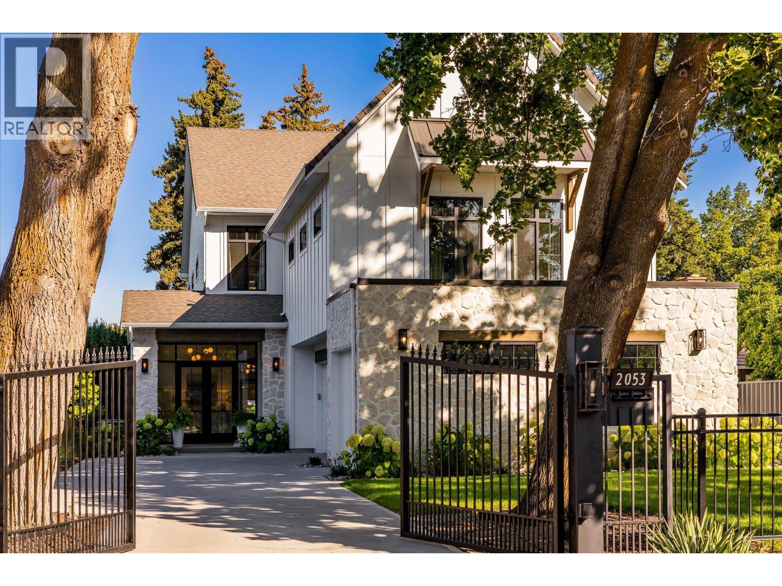 2053 Long Street, Kelowna, British Columbia  V1Y 1L3 - Photo 4 - 10400826