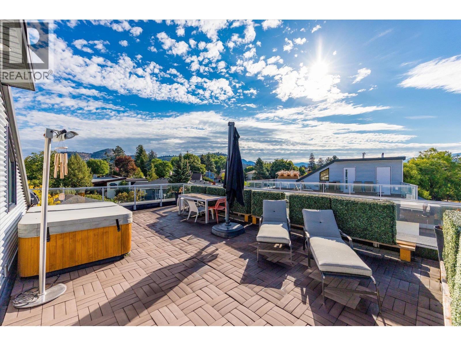 1515 Highland Drive N Unit# 37, Kelowna, British Columbia  V1Y 0C9 - Photo 2 - 10398911