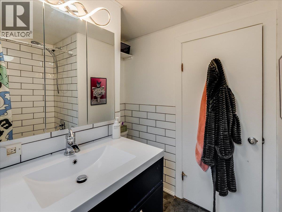 413 Silica Street, Nelson, British Columbia  V1L 4M6 - Photo 17 - 10400938