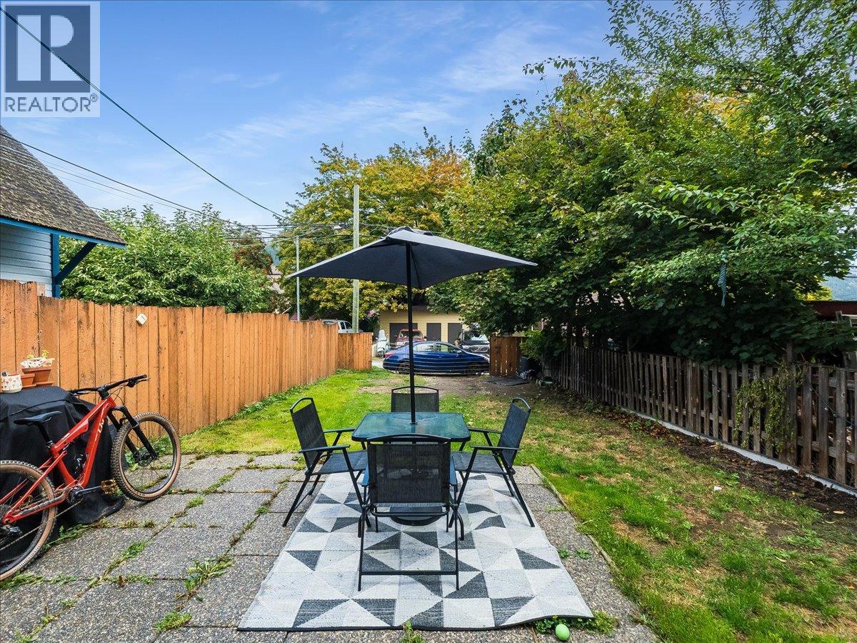 413 Silica Street, Nelson, British Columbia  V1L 4M6 - Photo 3 - 10400938