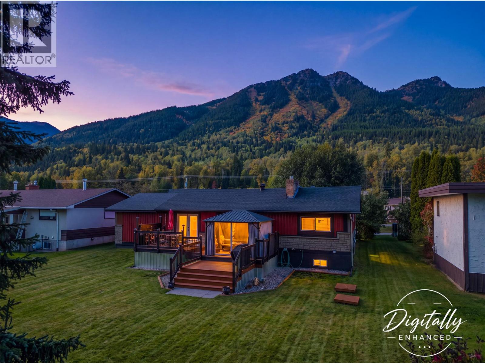1706 Mckenzie Road, Fernie, British Columbia  V0B 1M5 - Photo 5 - 10400725