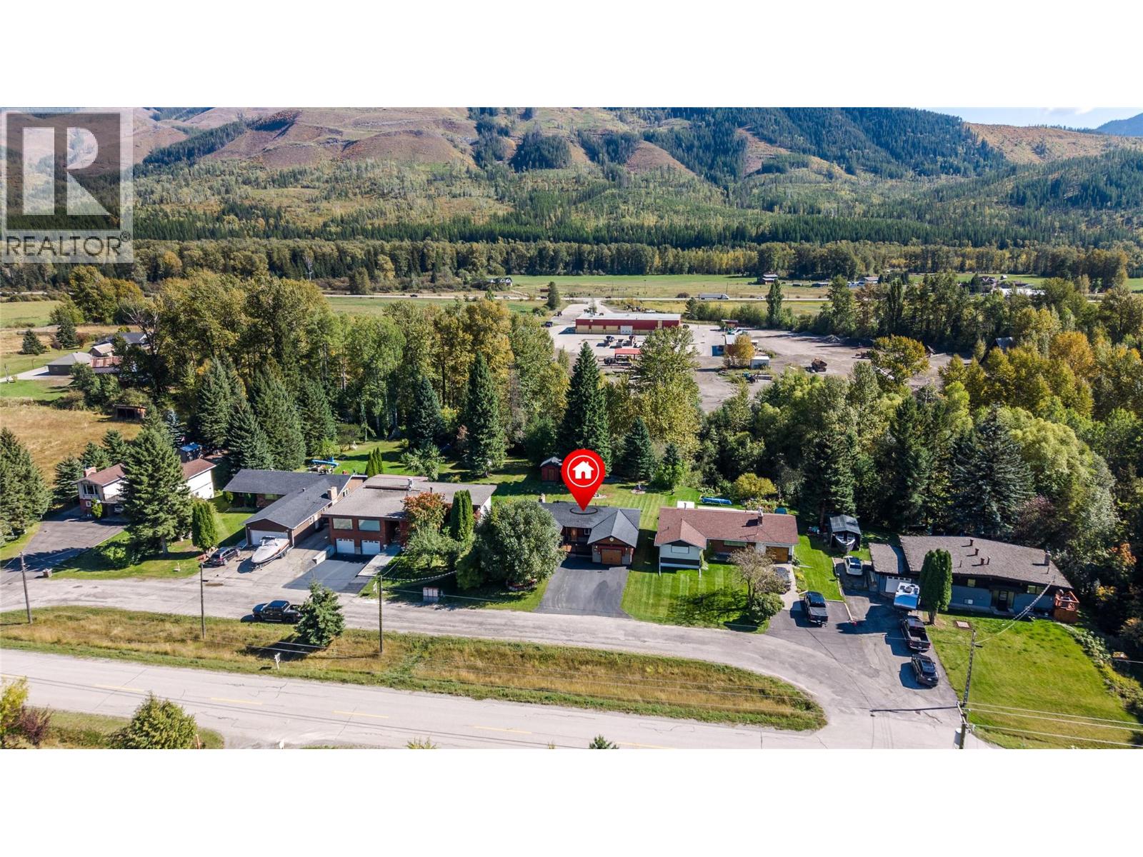 1706 Mckenzie Road, Fernie, British Columbia  V0B 1M5 - Photo 7 - 10400725