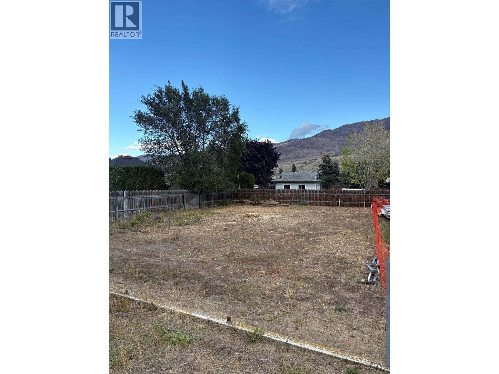784 Bissette Road, Kamloops, British Columbia  V2B 8H7 - Photo 1 - 10400996