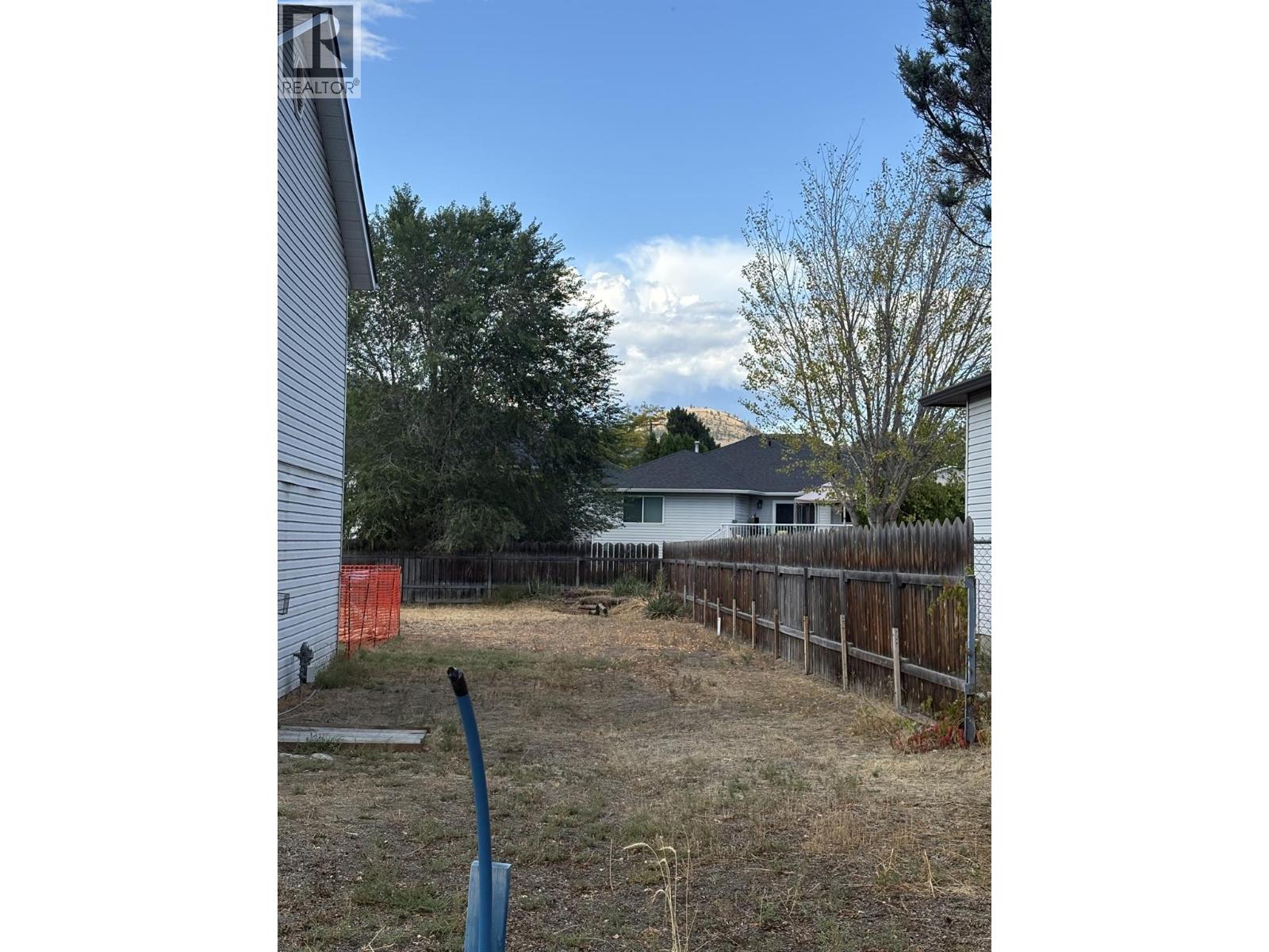 784 Bissette Road, Kamloops, British Columbia  V2B 8H7 - Photo 6 - 10400996