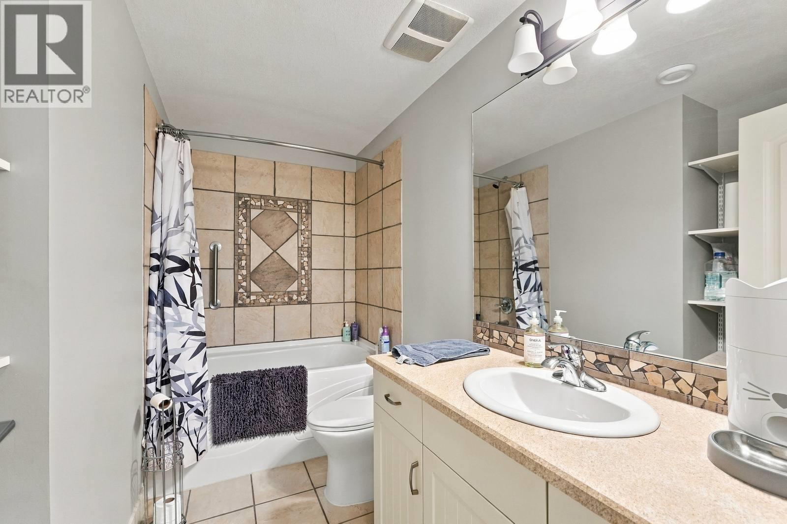 2421 Glacier Court Unit# 6, Kelowna, British Columbia  V1V 3A6 - Photo 55 - 10401276