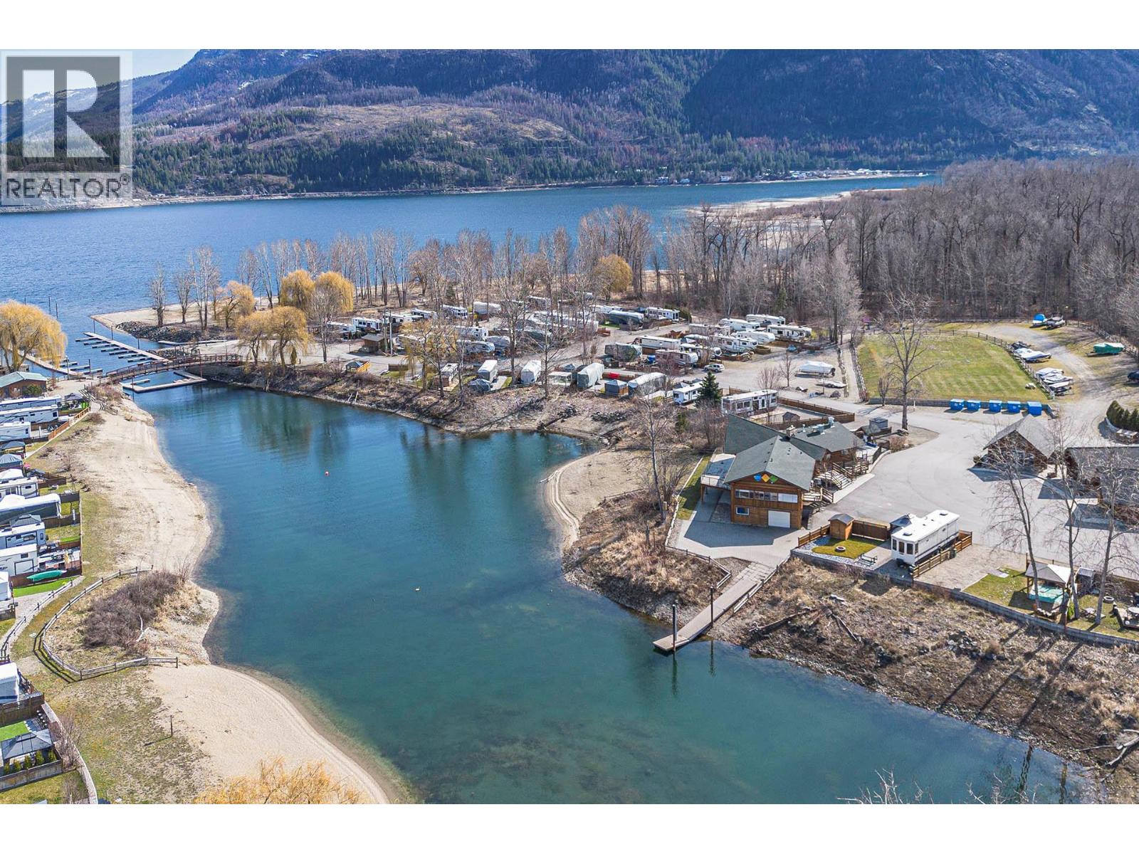 2 Clubhouse Lane, Lee Creek, British Columbia  V0E 1M4 - Photo 21 - 10401153