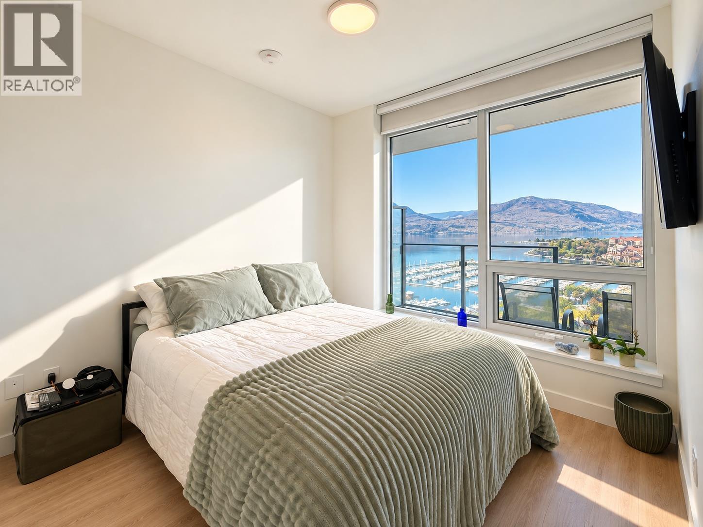 238 Leon Avenue Unit# 1901, Kelowna, British Columbia  V1Y 6H9 - Photo 8 - 10400670