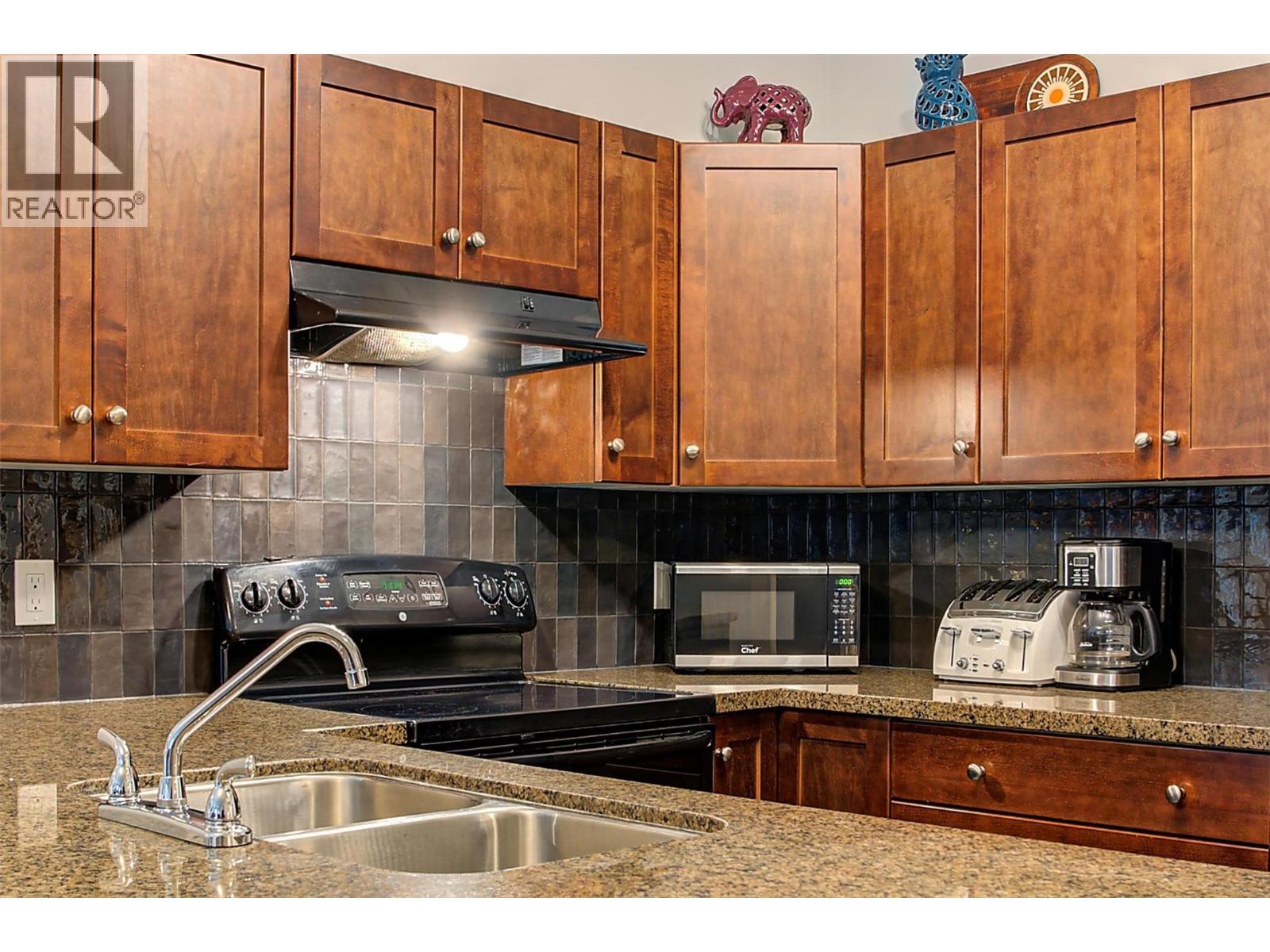 1875 Country Club Drive Unit# 1417 Lot# 60, Kelowna, British Columbia  V1V 2W7 - Photo 15 - 10401279