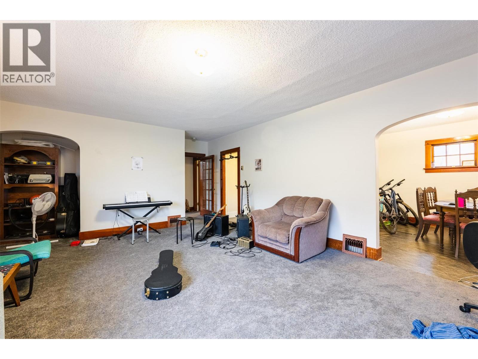 220-222 Vernon Street, Nelson, British Columbia  V1L 4E2 - Photo 40 - 10400573