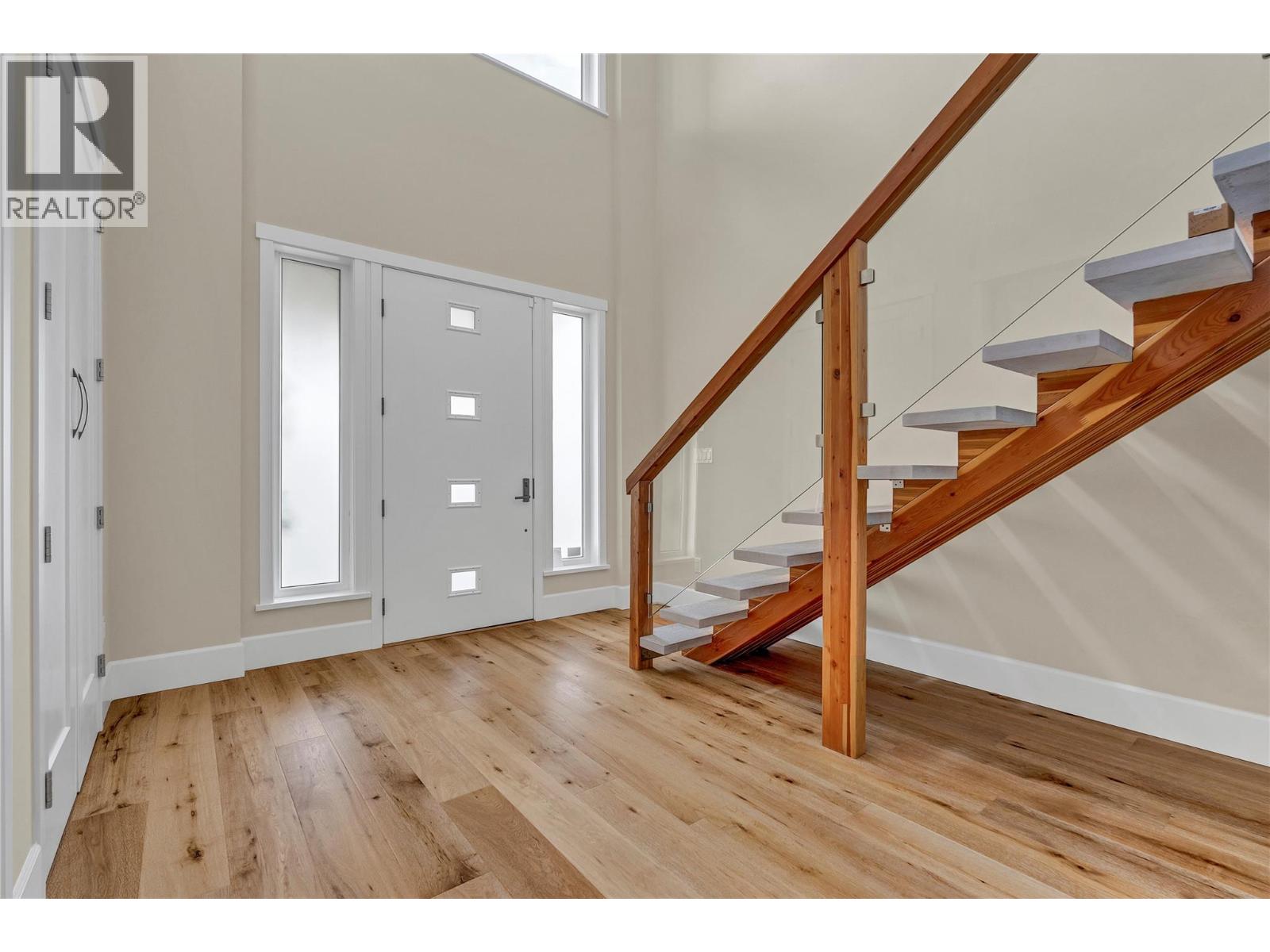 3984 Finnerty Road, Penticton, British Columbia  V2A 8W2 - Photo 17 - 10400426