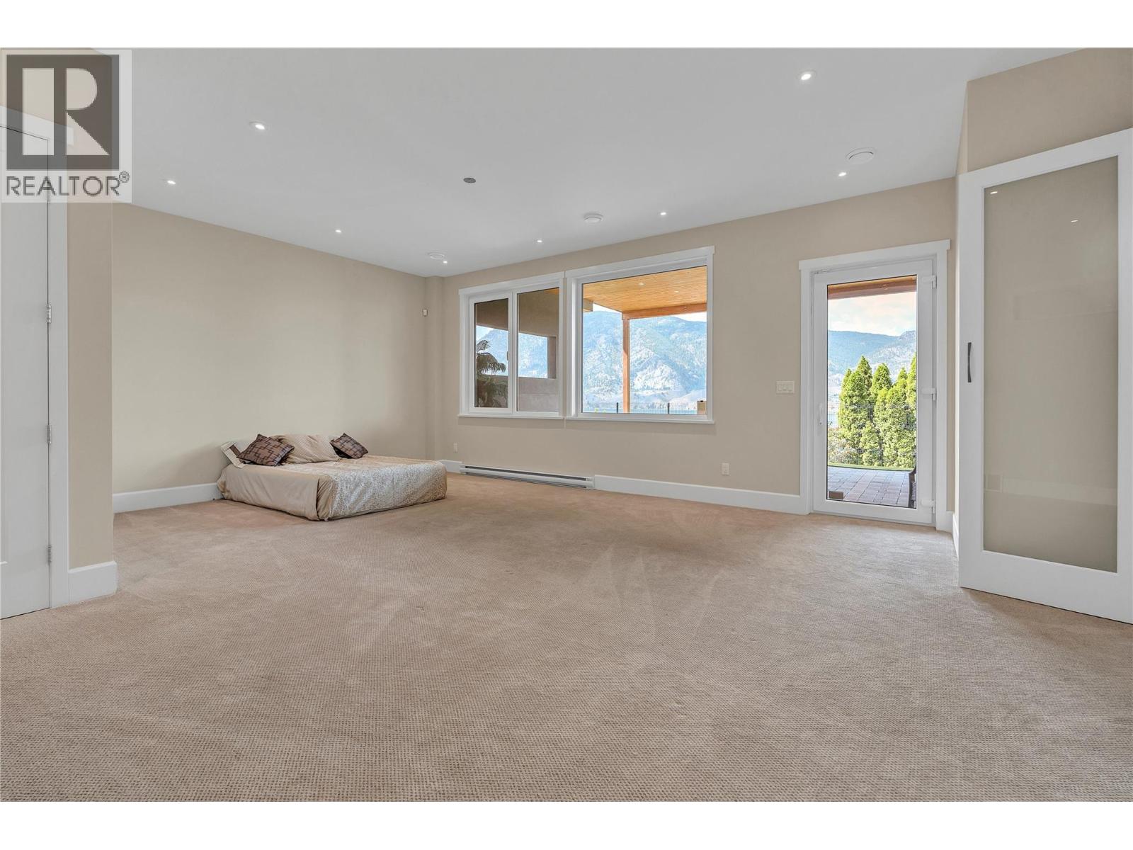 3984 Finnerty Road, Penticton, British Columbia  V2A 8W2 - Photo 20 - 10400426