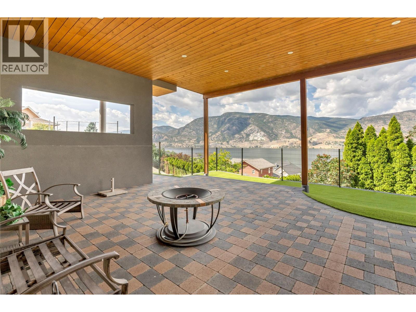 3984 Finnerty Road, Penticton, British Columbia  V2A 8W2 - Photo 24 - 10400426