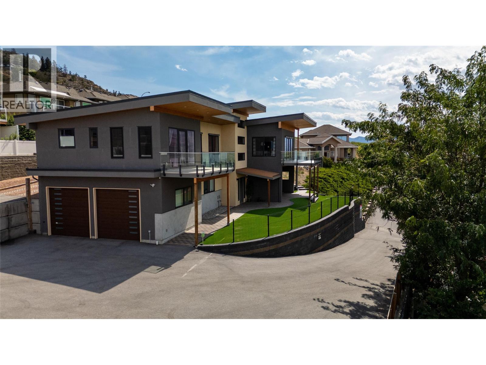 3984 Finnerty Road, Penticton, British Columbia  V2A 8W2 - Photo 4 - 10400426