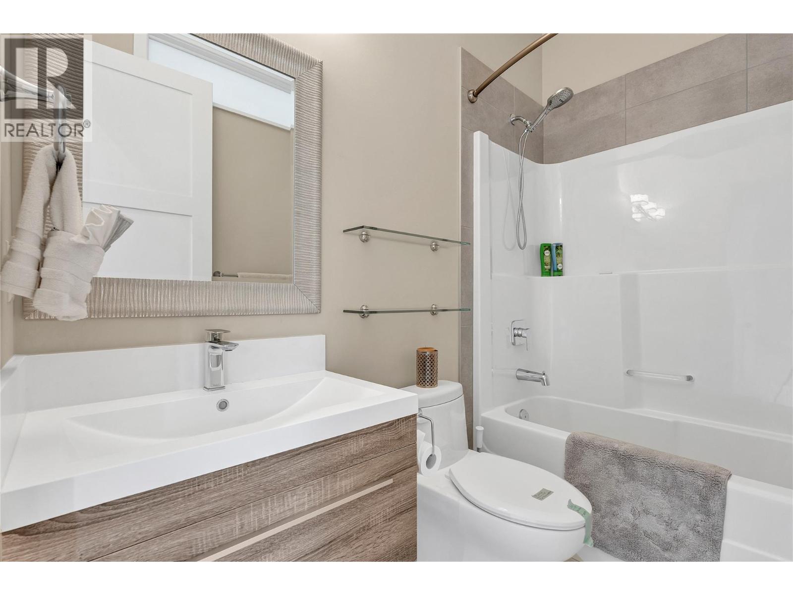3984 Finnerty Road, Penticton, British Columbia  V2A 8W2 - Photo 60 - 10400426