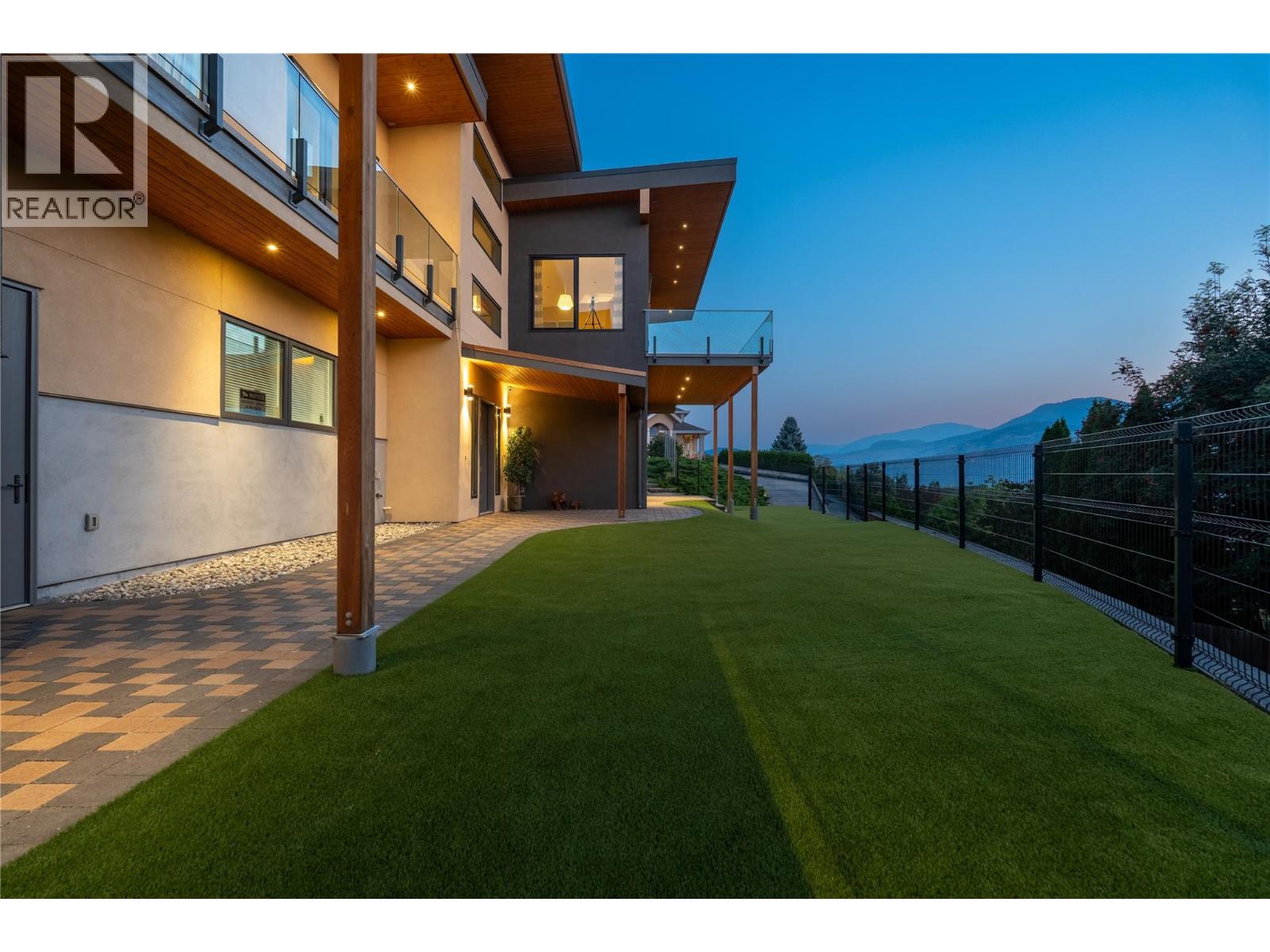 3984 Finnerty Road, Penticton, British Columbia  V2A 8W2 - Photo 69 - 10400426