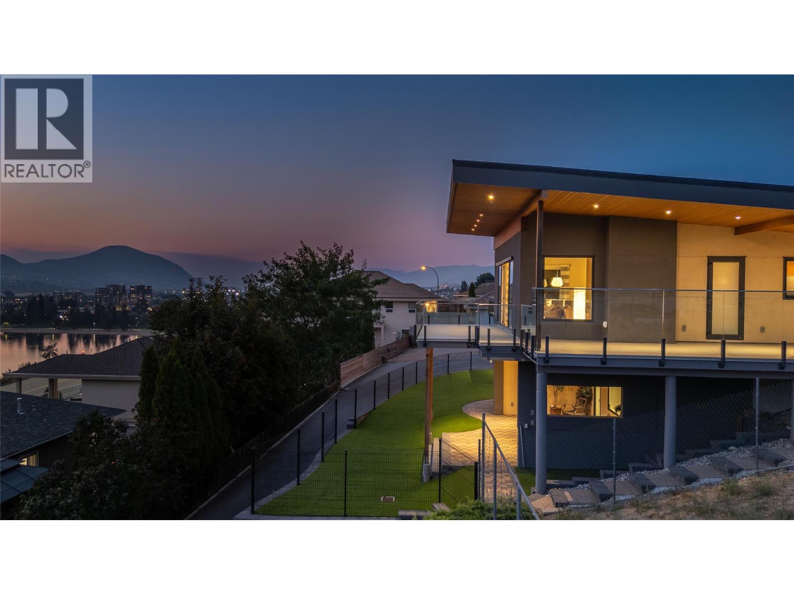3984 Finnerty Road, Penticton, British Columbia  V2A 8W2 - Photo 8 - 10400426