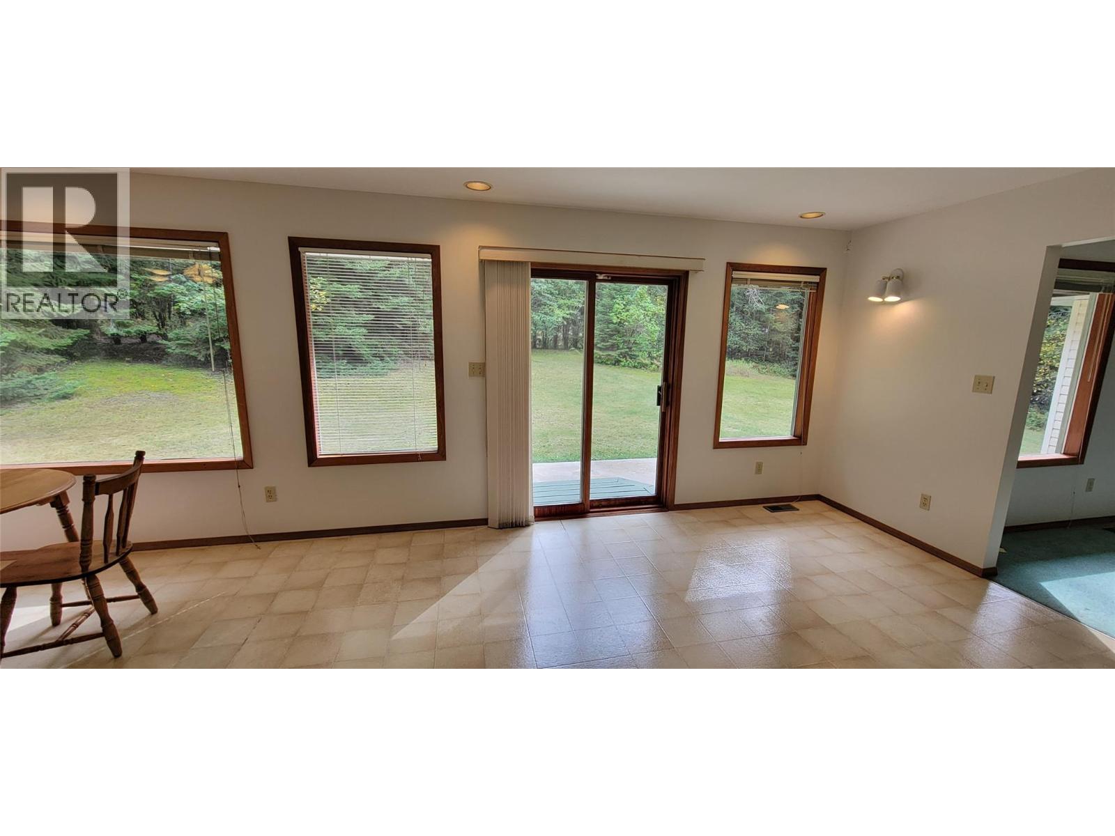 1070 Webb Road, South Slocan, British Columbia  V0G 2G0 - Photo 15 - 10399737