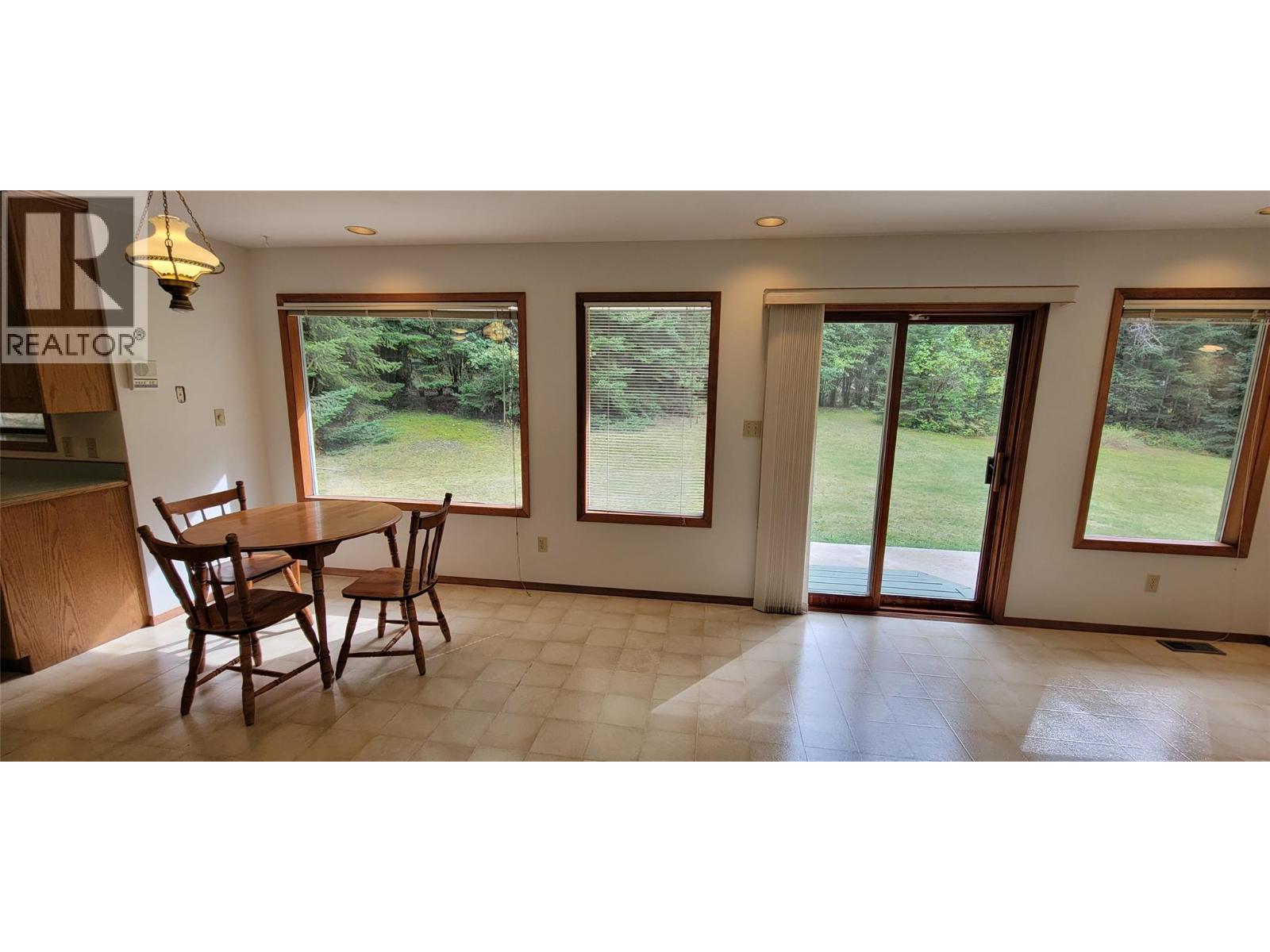 1070 Webb Road, South Slocan, British Columbia  V0G 2G0 - Photo 16 - 10399737