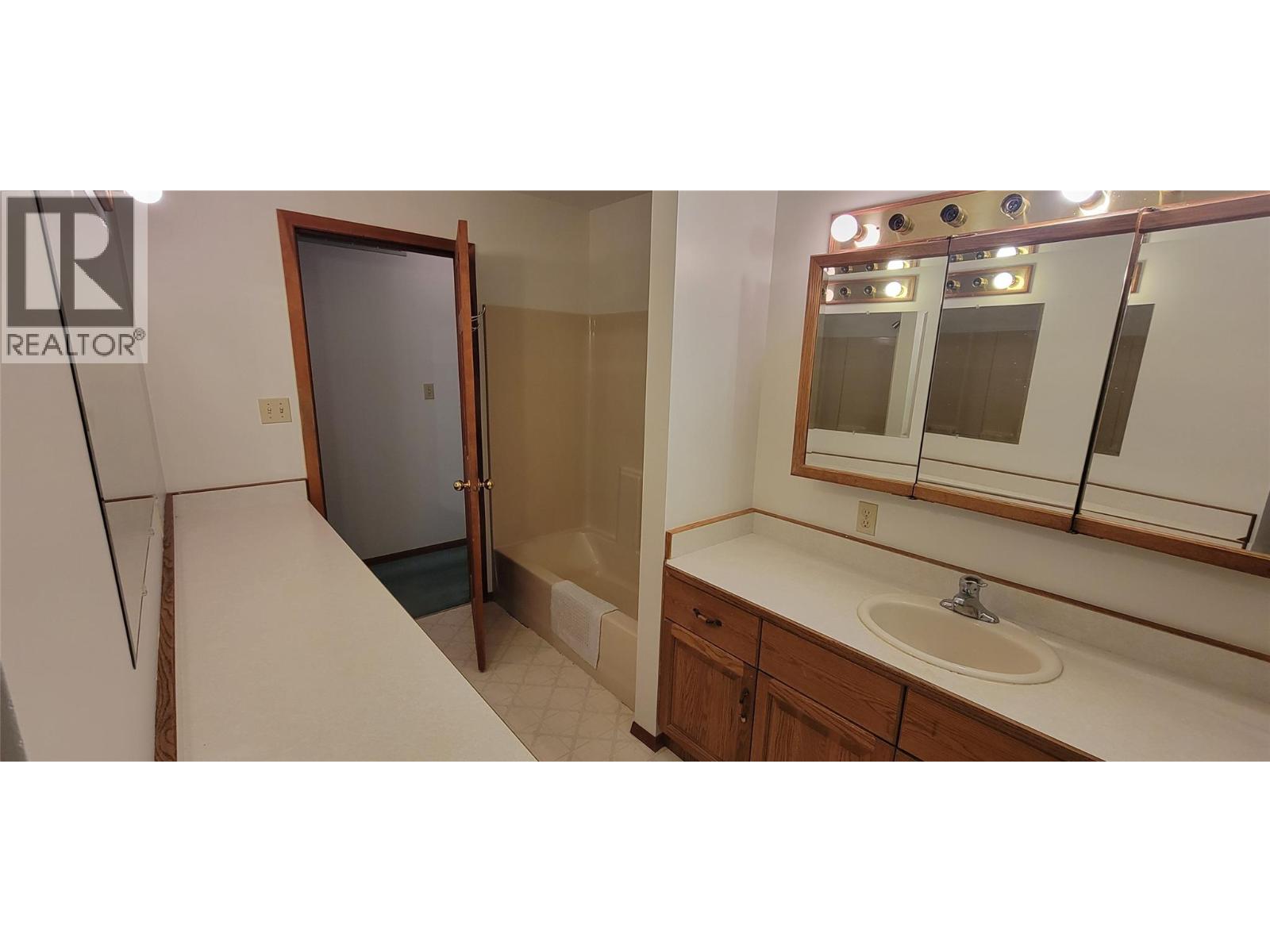 1070 Webb Road, South Slocan, British Columbia  V0G 2G0 - Photo 35 - 10399737